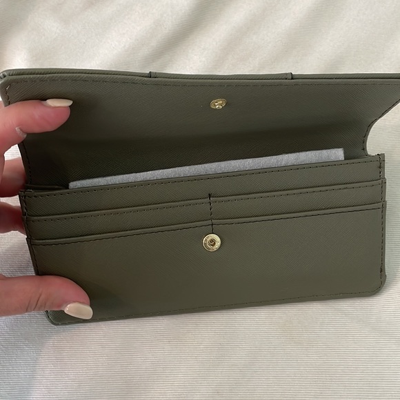 Steve Madden Wallet - Picture 2 of 3